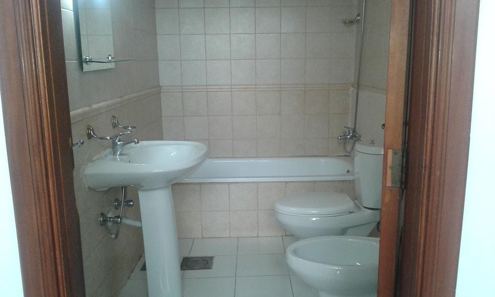 Dynasty Suite 알레이 외부 사진