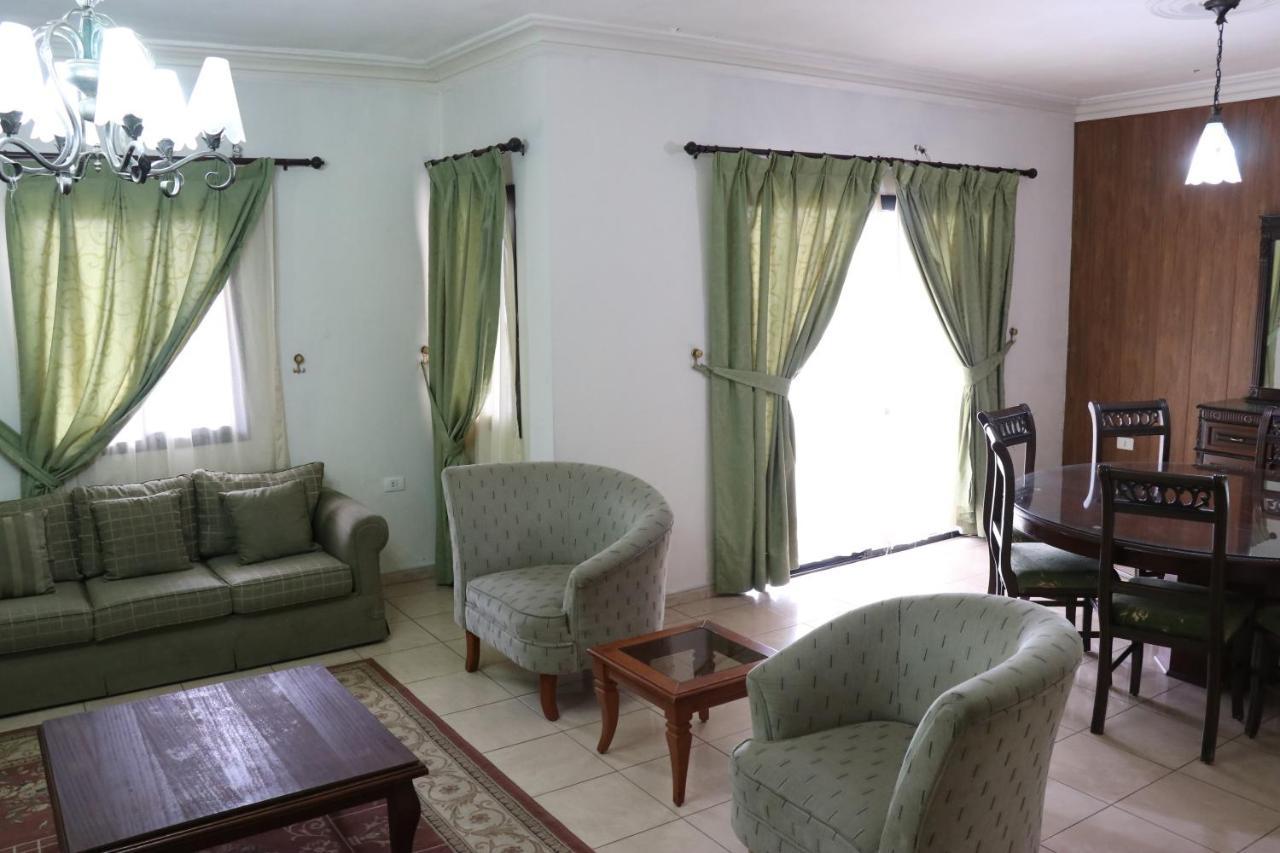 Dynasty Suite 알레이 외부 사진